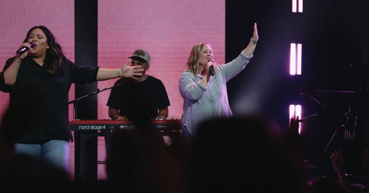Lifepoint Church logo